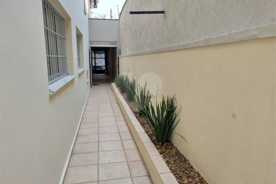 Sobrado à venda com 3 quartos, sendo 1 suíte, em Butantã, São Paulo, SP