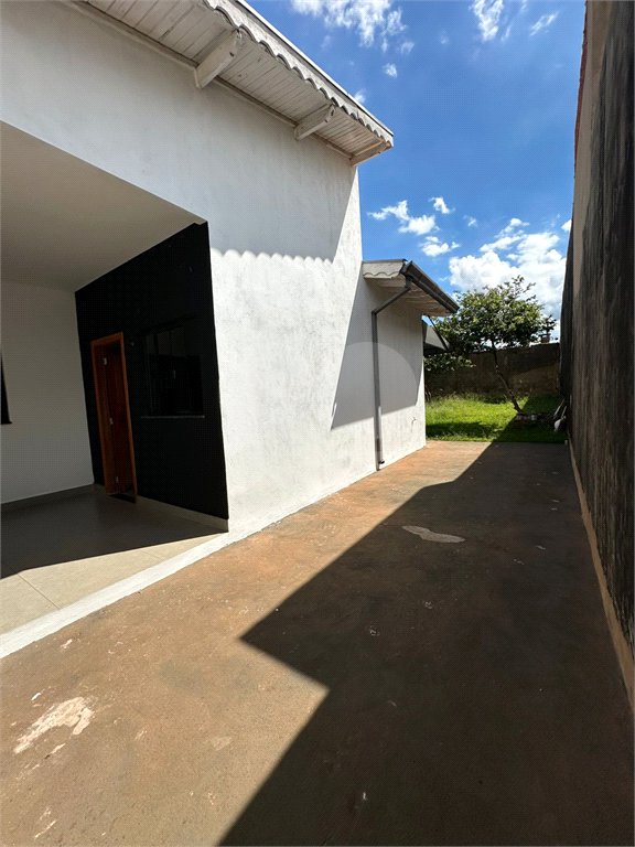 Casa para alugar com 2 quartos, sendo 1 suíte, em Parque dos Ipês III, Ponta Porã, MS