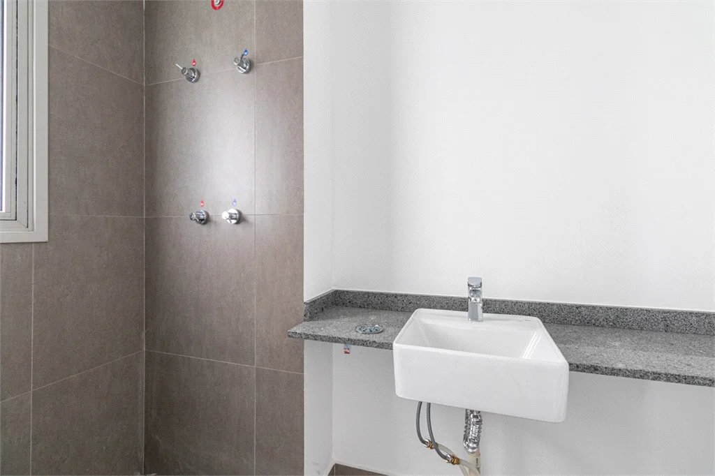 Apartamento à venda com 2 suítes em Pinheiros, São Paulo, SP
