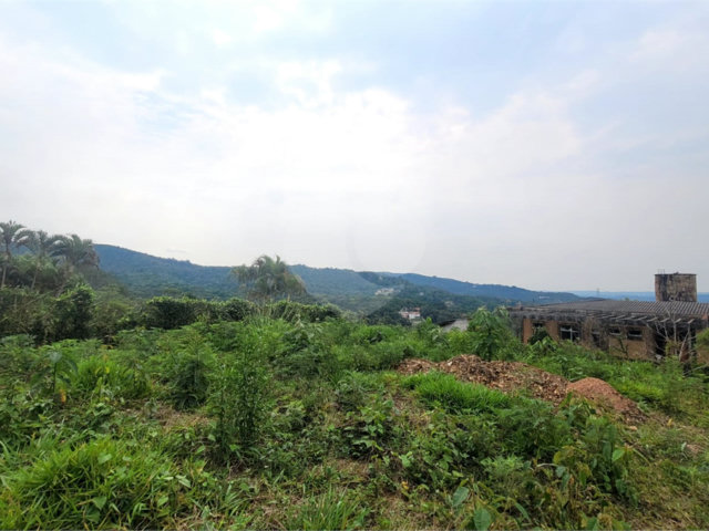 Terreno à venda no condomínio Alpes da Cantareira, Mairiporã - SP