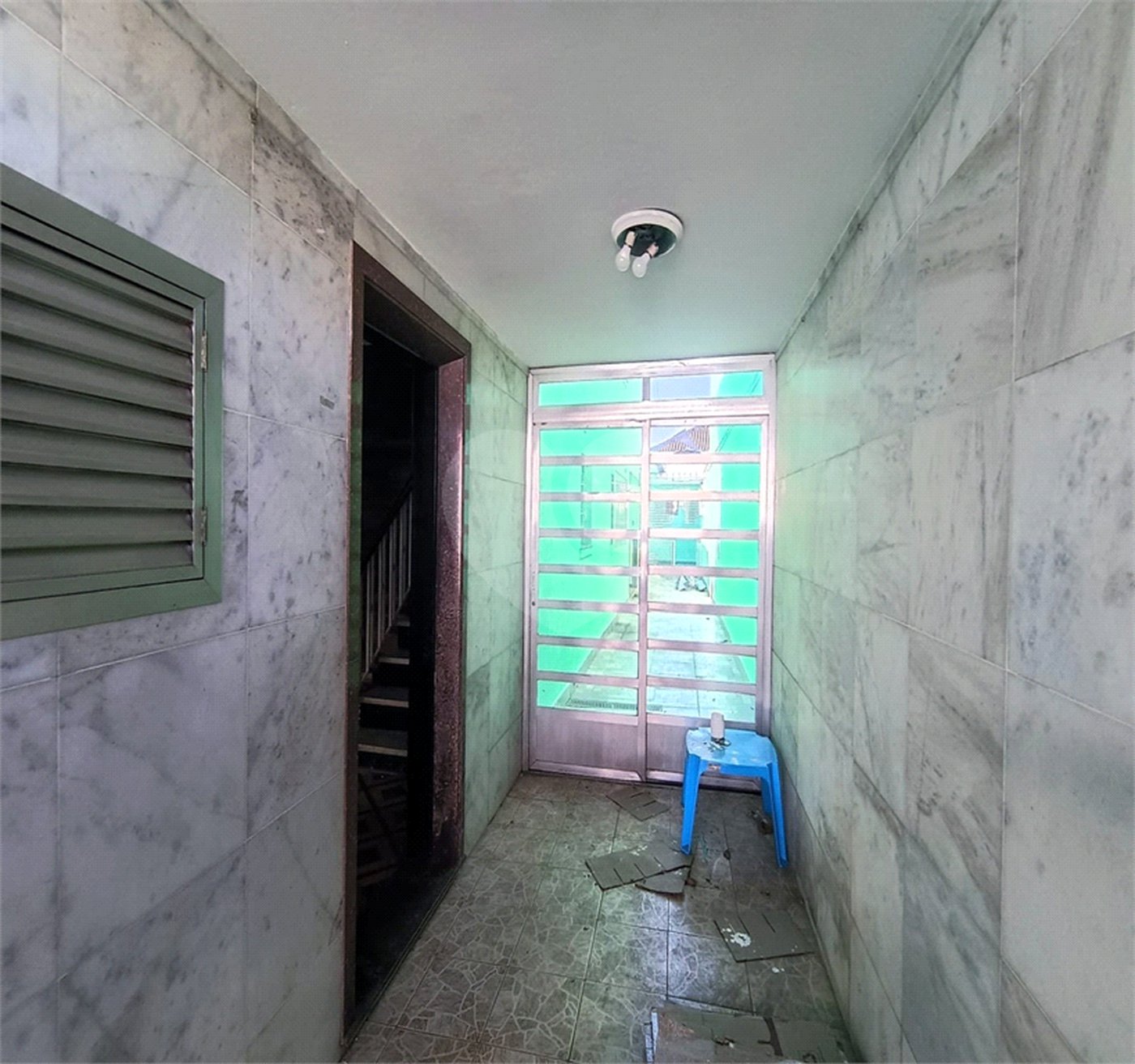 Sobrado à venda com 3 quartos em Chora Menino, São Paulo, SP
