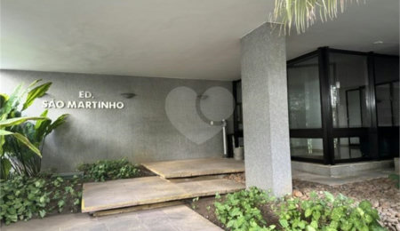 Apartamento à venda com 3 quartos, sendo 1 suíte,  em Cerqueira César, São Paulo, SP