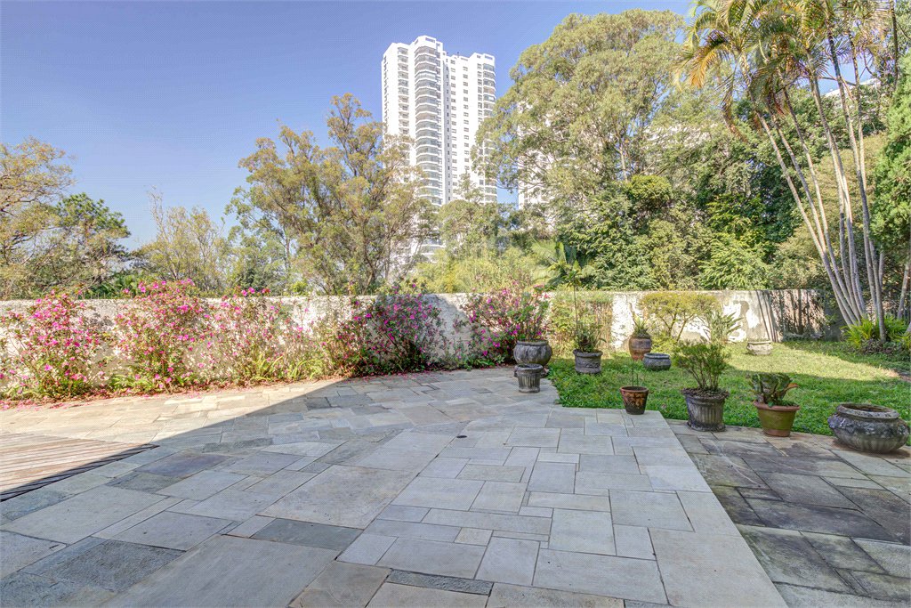 Casa à venda com 3 suítes em Jardim Marajoara, São Paulo, SP