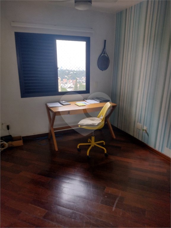 Apartamento à venda com 3 suítes em Vila Suzana, São Paulo, SP