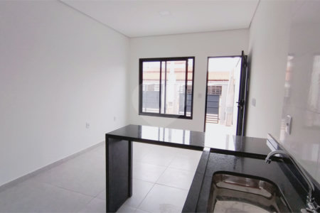 Casa à venda com 2 quartos em Jardim Jatobá, Sorocaba, SP