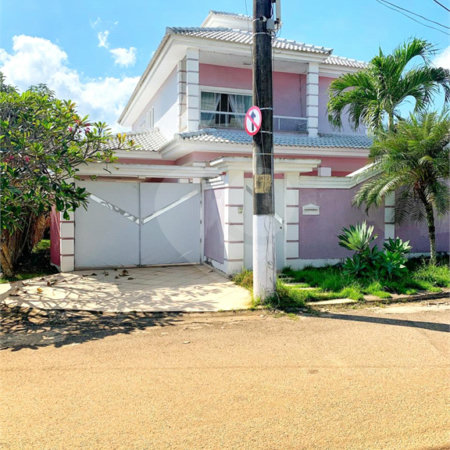 Casa de Vila à venda com 4 quartos, sendo 1 suíte, em Campo Grande, Rio de Janeiro, RJ