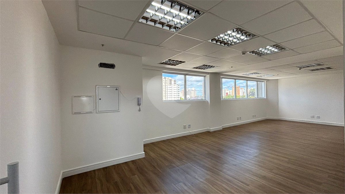 Sala para alugar em Vila Bastos, Santo André, SP