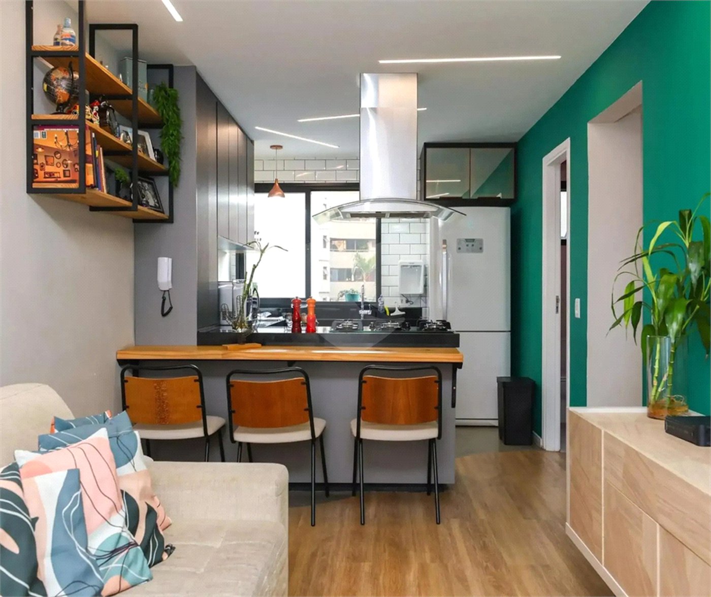Casa à venda com 2 quartos, sendo 1 suíte,  no condomínio Cube Real Parque, São Paulo - SP