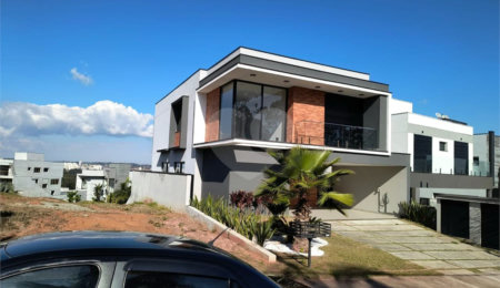 Casa à venda com 3 quartos, sendo 1 suíte,  no condomínio Bella Città - Fazenda Rodeio, Mogi das Cruzes - SP