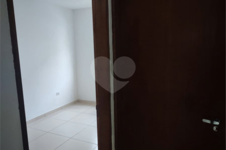 Apartamento à venda com 2 quartos em Reneville, Mairinque, SP