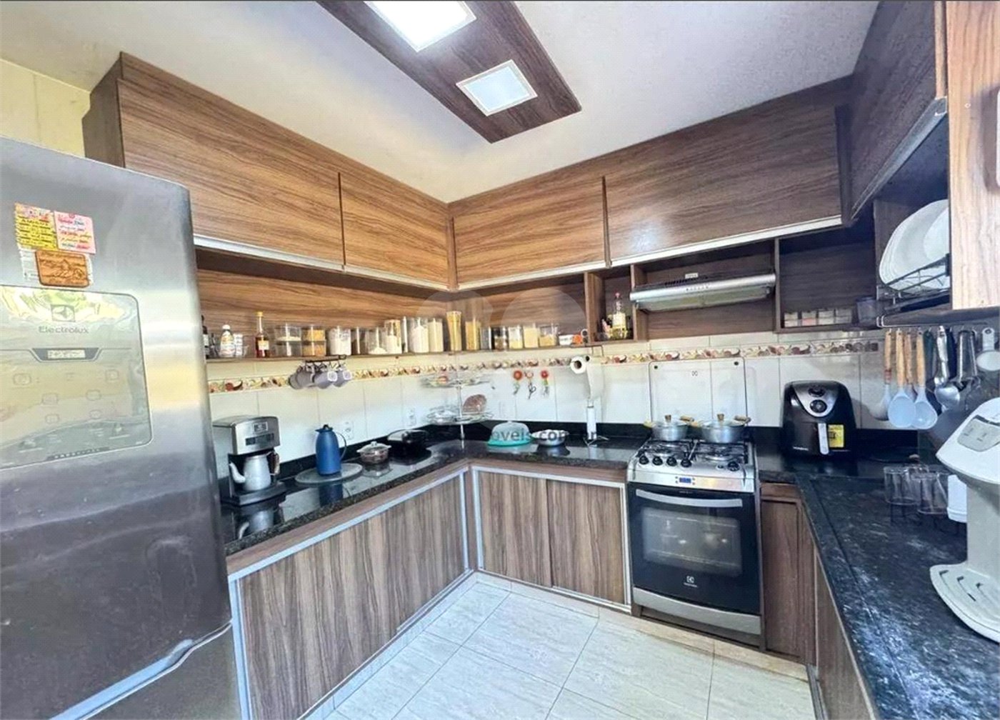 Casa à venda com 5 quartos, sendo 1 suíte, em Guaratiba, Rio de Janeiro, RJ