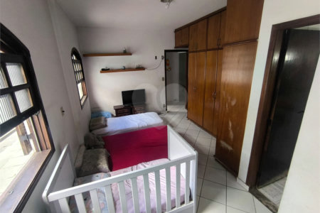 Casa à venda com 5 quartos, sendo 2 suítes, em Jardim Umarizal, São Paulo, SP