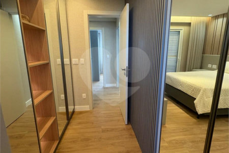 Apartamento à venda com 3 suítes em Urbanova, São José dos Campos, SP