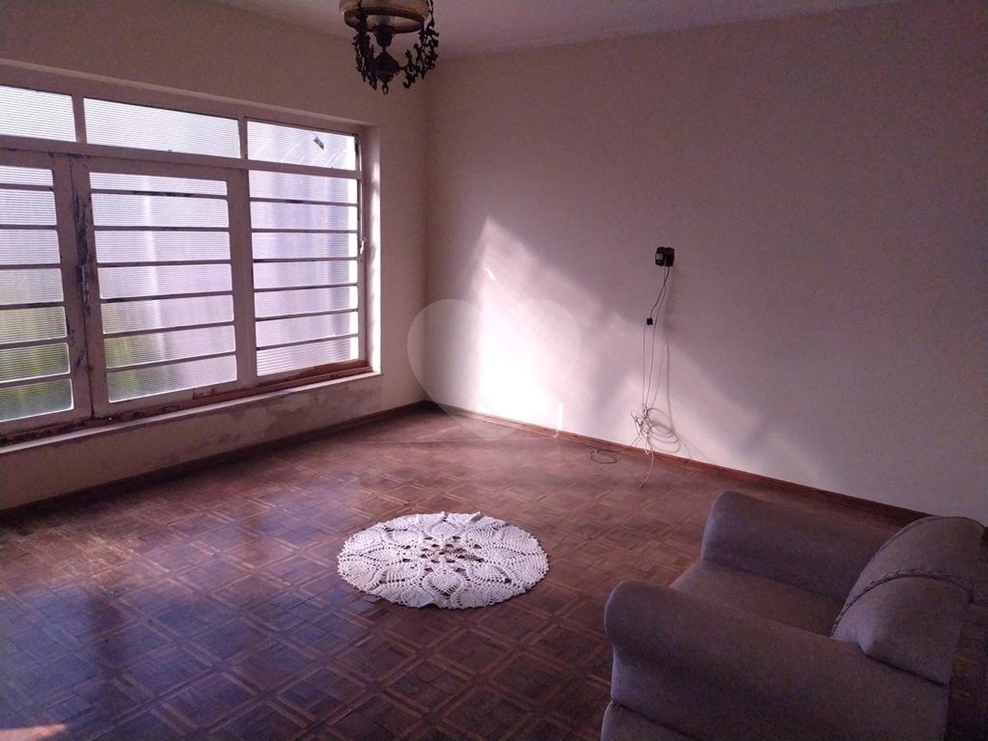 Casa à venda com 2 quartos no Centro, Vinhedo, SP