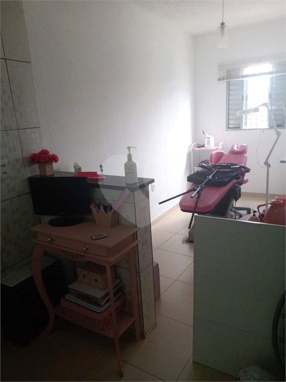 Sobrado à venda com 6 quartos em Horto, São Paulo, SP