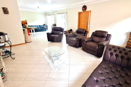 Casa á venda no residencial Eldorado.