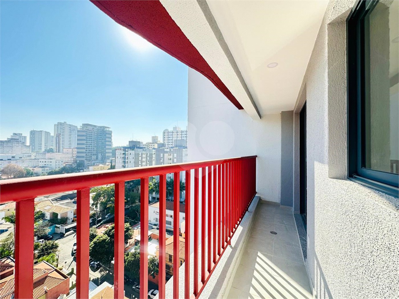 Apartamento novo na Vila Mariana com varanda