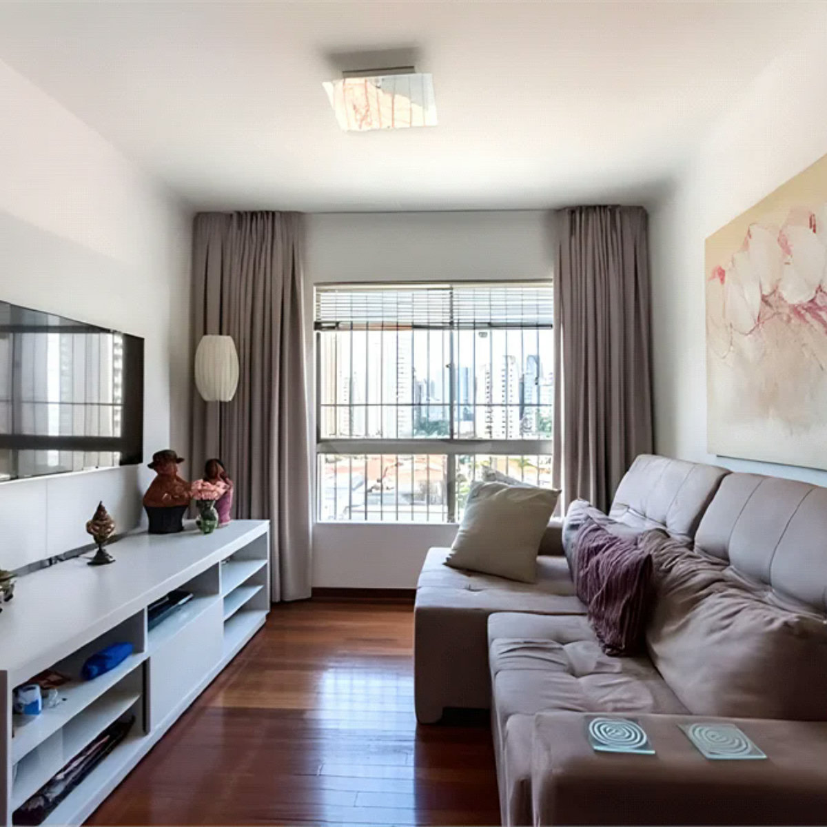 Apartamento à venda com 2 quartos, sendo 1 suíte, em Vila Nova Conceição, São Paulo, SP