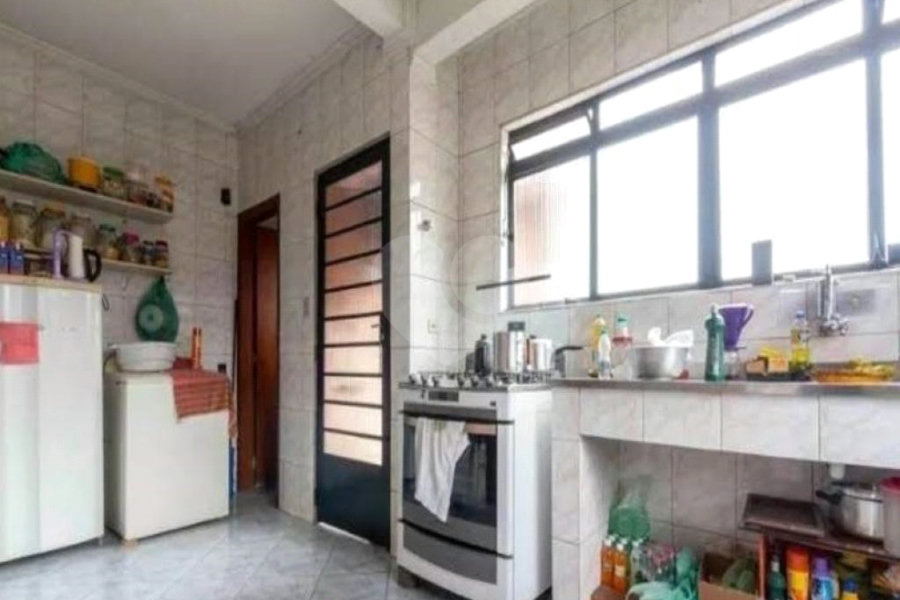 Casa à venda com 3 quartos, sendo 1 suíte, em Itaquera, São Paulo, SP