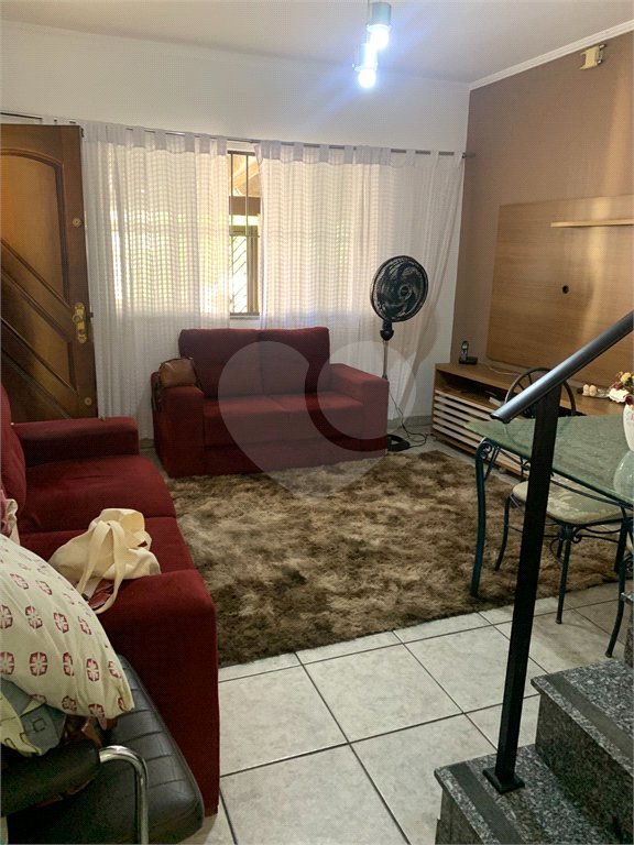 Sobrado à venda com 2 quartos em Santana, São Paulo, SP