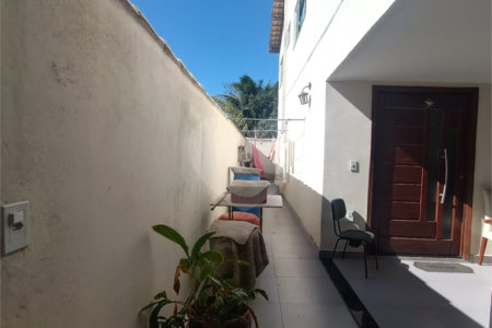 Casa à venda com 3 quartos, sendo 1 suíte,  em São José, Armação dos Búzios, RJ