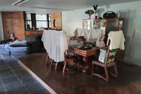 Casa à venda com 5 quartos, sendo 3 suítes, no condomínio Vilarejo, Rio de Janeiro - RJ