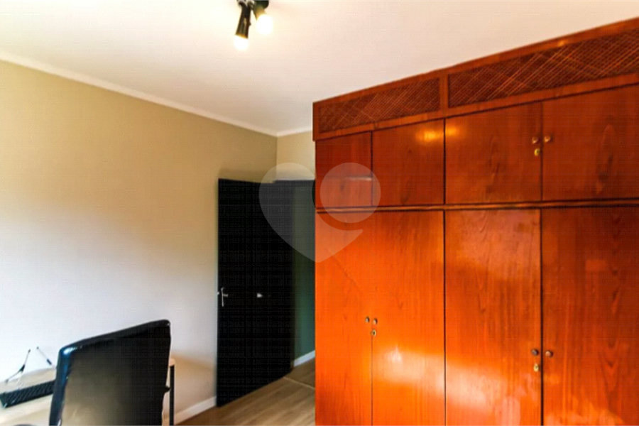 Sobrado à venda com 3 quartos, sendo 1 suíte, em Parada Inglesa, São Paulo, SP