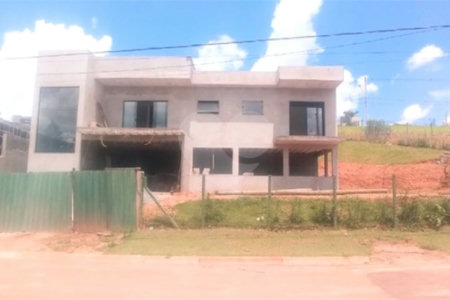 Sobrado à venda com 4 quartos, sendo 3 suítes, em Condomínio Residencial Shamballa Iii, Atibaia, SP