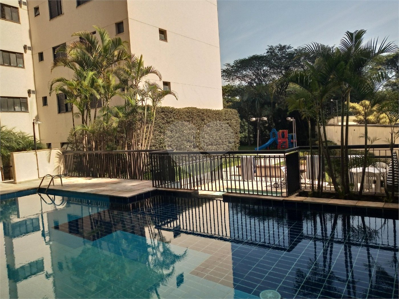 Apartamento à venda com 3 suítes em Vila Suzana, São Paulo, SP