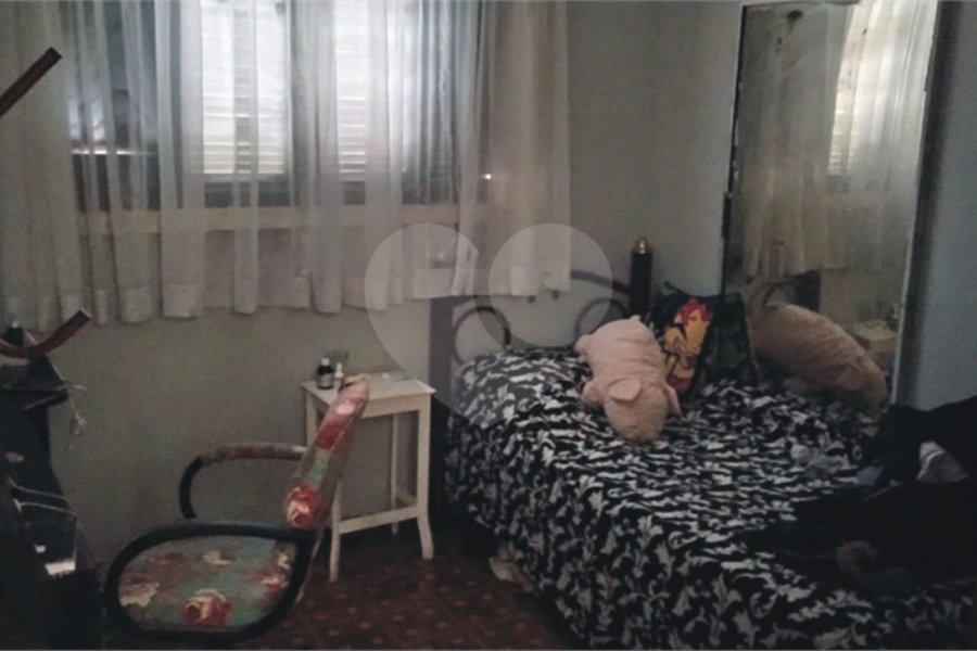 Casa Térrea à venda com 4 quartos, sendo 1 suíte,  em Vila Medeiros, São Paulo, SP