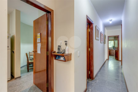 Casa à venda com 4 suítes no condomínio Granja do Morumbi, São Paulo - SP