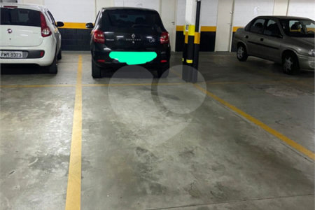 Casa à venda com 3 quartos, sendo 1 suíte, no condomínio Villaggio Portobello, São Paulo - SP
