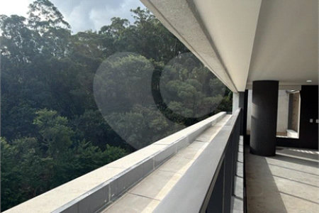 Apartamento à venda com 4 suítes em Vila Cordeiro, São Paulo, SP