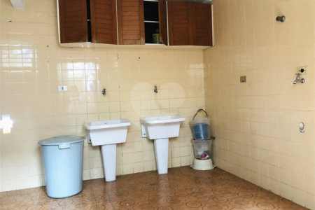 Sobrado à venda com 4 quartos, sendo 1 suíte, em Santana, São Paulo, SP