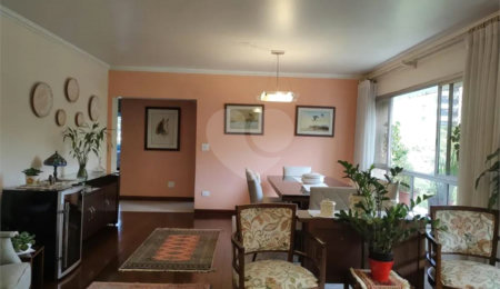Apartamento à venda com 4 quartos, sendo 1 suíte,  em Brooklin Paulista, São Paulo, SP