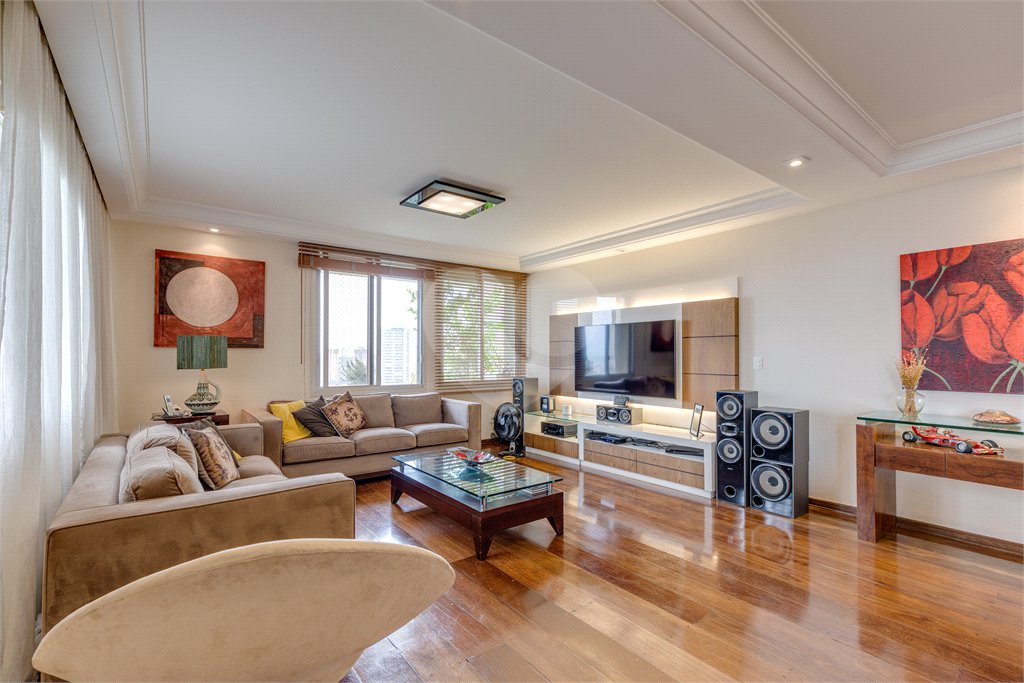 Apartamento à venda com 4 suítes em Jardim Marajoara, São Paulo, SP