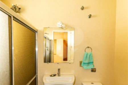 Casa à venda com 3 quartos, sendo 2 suítes, em Jardim Brasil (zona Sul), São Paulo, SP