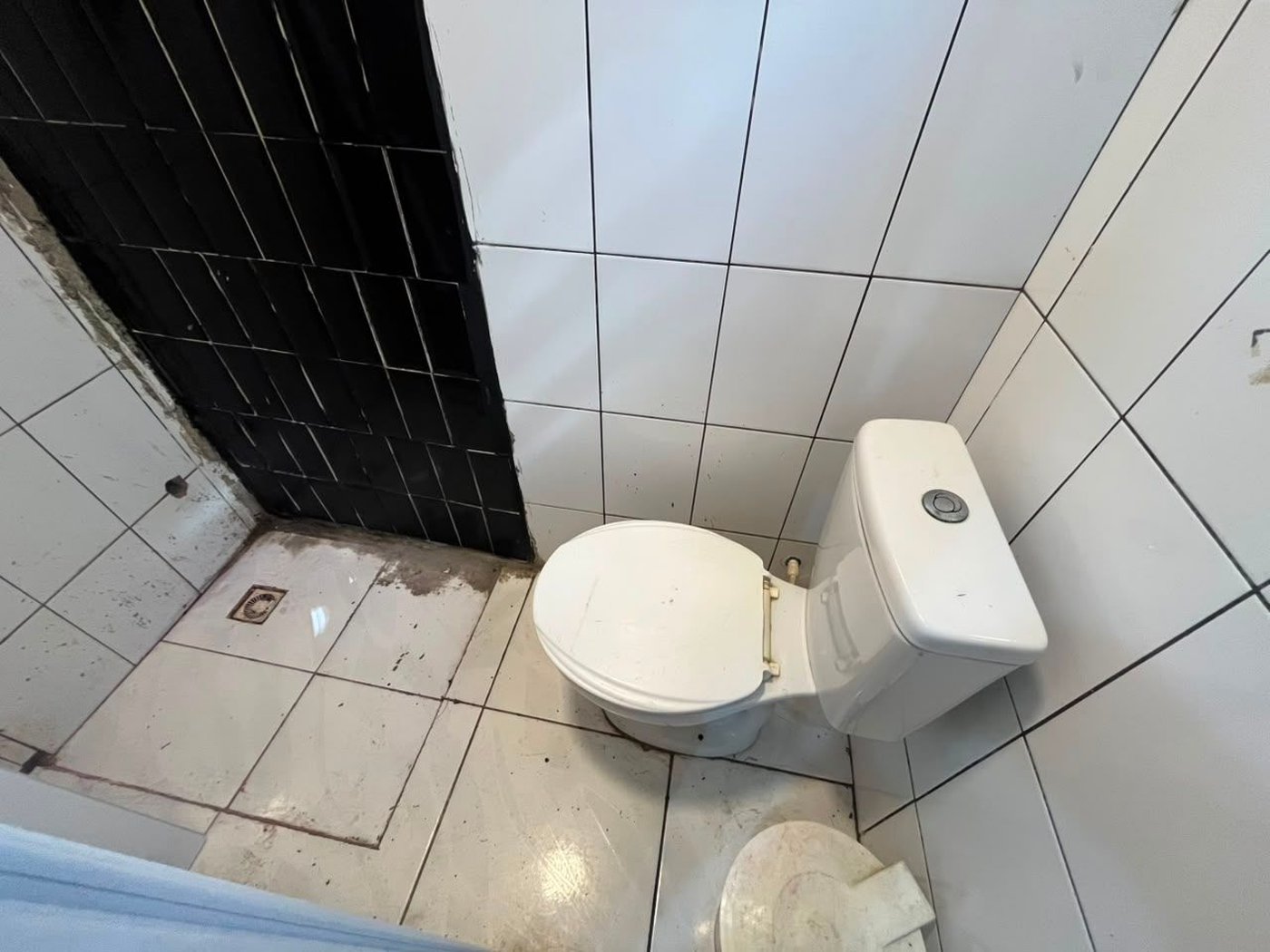 Ponto comercial à venda por R$ 350.000 - Barra Funda - Guarujá/SP