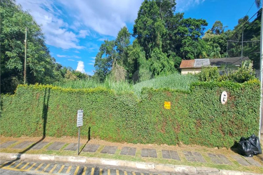 Terreno à venda em Horto, São Paulo, SP