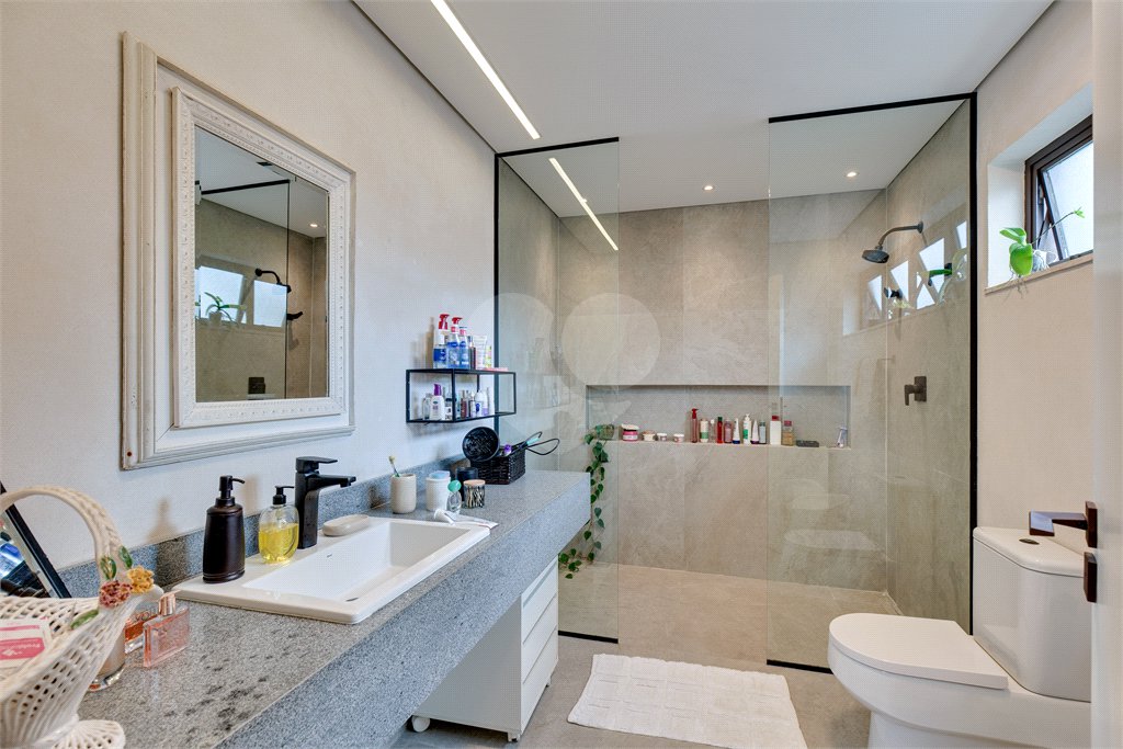 Casa à venda com 3 suítes em Alto da Boa Vista, São Paulo, SP