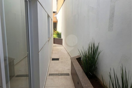 Casa à venda com 3 suítes em Vila Maria Alta, São Paulo, SP