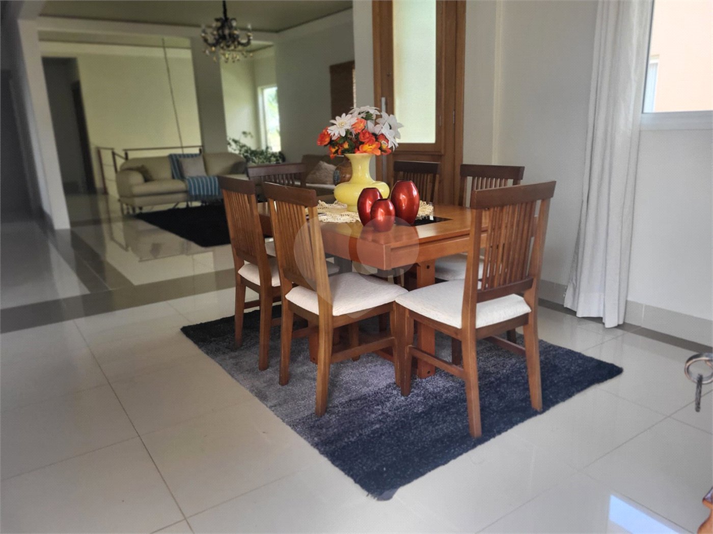 Casa à venda com 4 suítes no condomínio Jardim Theodora, Itu - SP