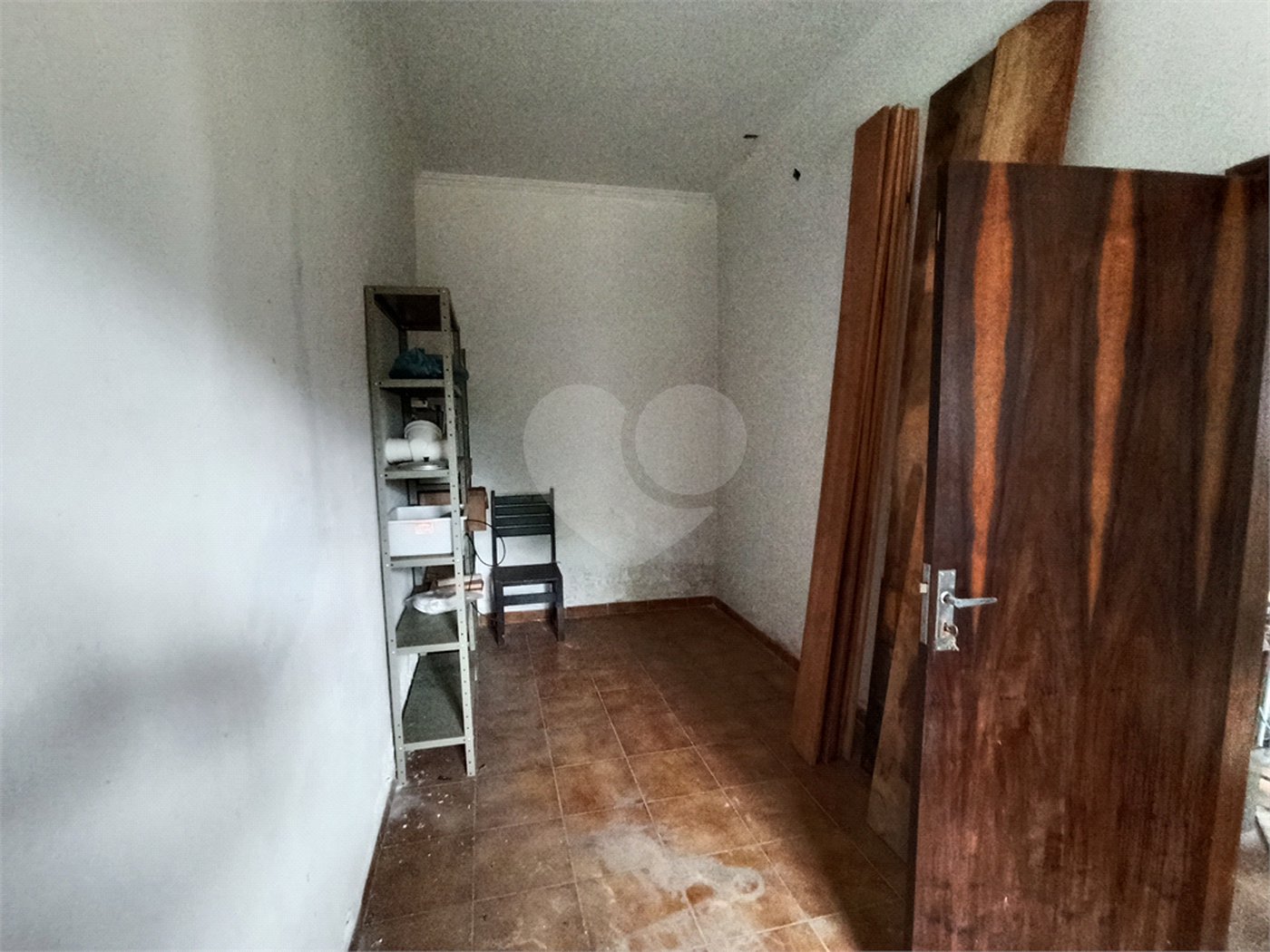 Casa à venda com 4 quartos, sendo 3 suítes, no condomínio Rancho Dirce, Sorocaba - SP