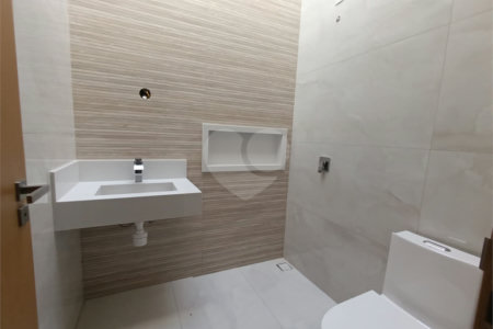 Casa à venda com 3 suítes no condomínio Villa Sapezal, Indaiatuba - SP