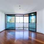 Apartamento à venda com 4 quartos, sendo 3 suítes, em Campo Belo, São Paulo, SP