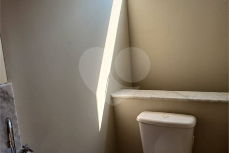 Casa à venda com 3 quartos, sendo 1 suíte, no condomínio Residencial Belle Ville Itaycy, Indaiatuba - SP