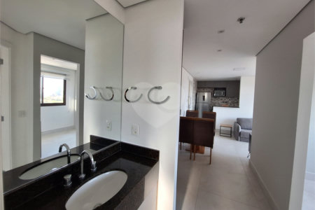 Apartamento para alugar com 2 quartos em Vila Olímpia, São Paulo, SP