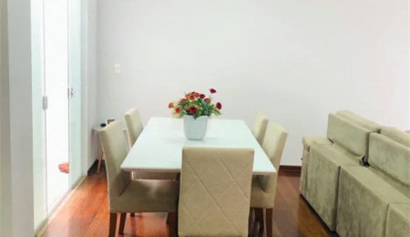 Casa Térrea à venda com 3 quartos, sendo 1 suíte,  em Jardim Londrina, São Paulo, SP
