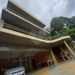 Casa à venda com 4 quartos, sendo 2 suítes, no condomínio Champs Elysees Village, Mairiporã - SP
