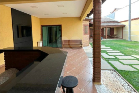 Casa à venda com 3 quartos, sendo 1 suíte, em Parque Atenas do Sul, Itapetininga, SP